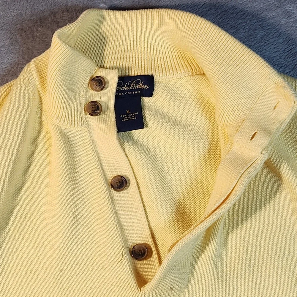 Brooks Brothers Sweater Mens XL Yellow Pima Cotton Vintage Hong Kong Vintage